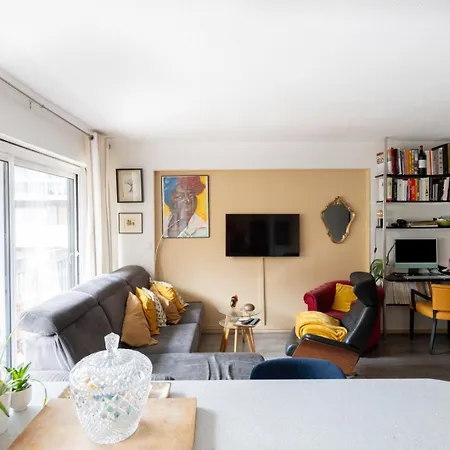 Apartment La Casa Owens - Spacious Flat With Balcony *