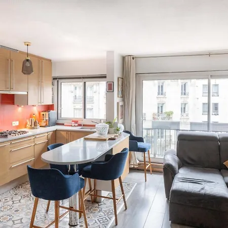 La Casa Owens - Spacious Flat With Balcony