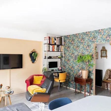 La Casa Owens - Spacious Flat With Balcony Apartment